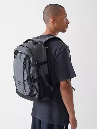EASTPAK | Rucksack Volker Pro CS 36L | olive
