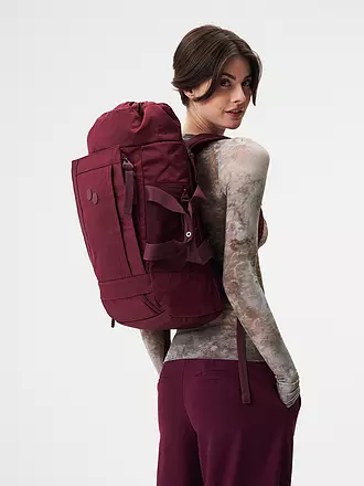 PINQPONQ | Rucksack Blok Medium Pure Woven 30 bis 32L | dunkelrot