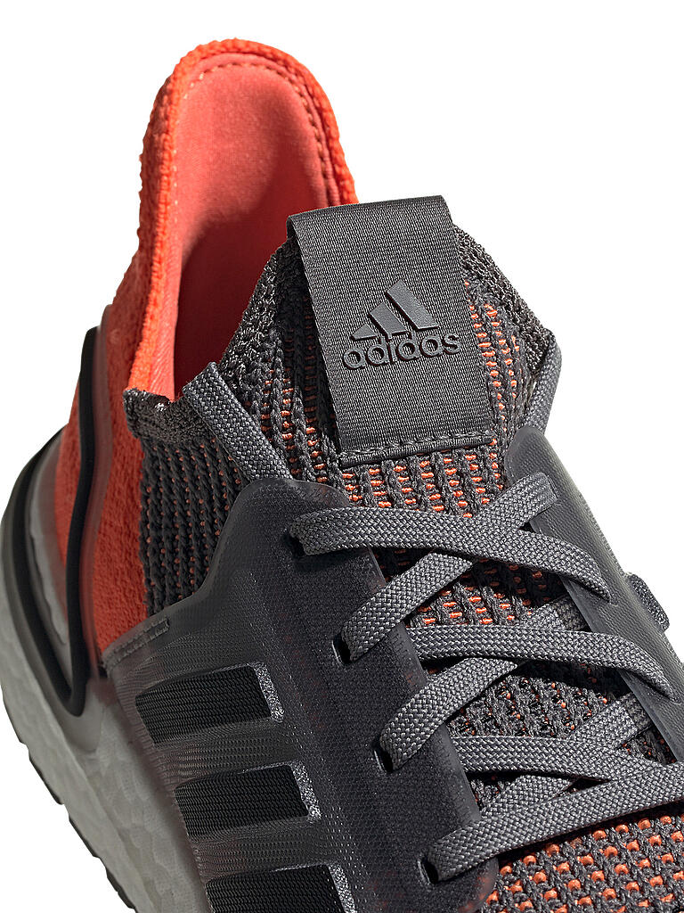 ADIDAS | Herren Laufschuh Ultraboost 19 GREY FOUR / CORE BLACK / HI-RES CORAL | 