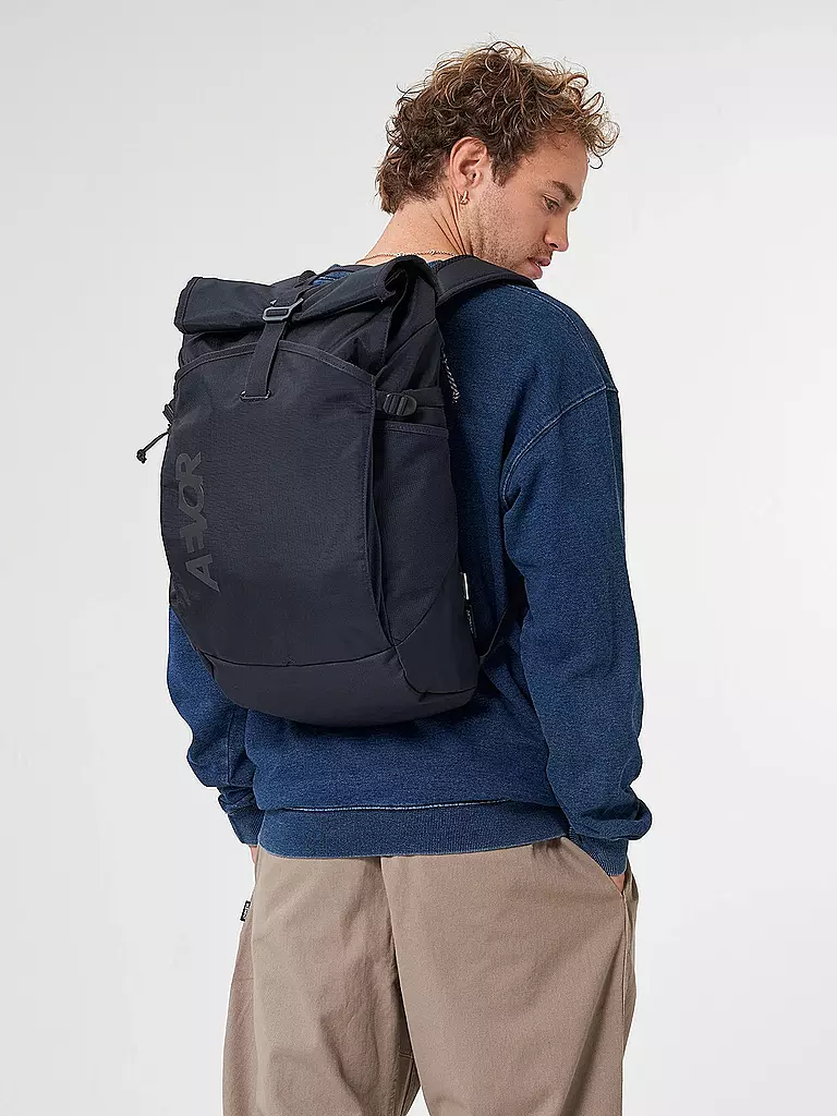 AEVOR | Rucksack Roll Pack 20-28L | blau