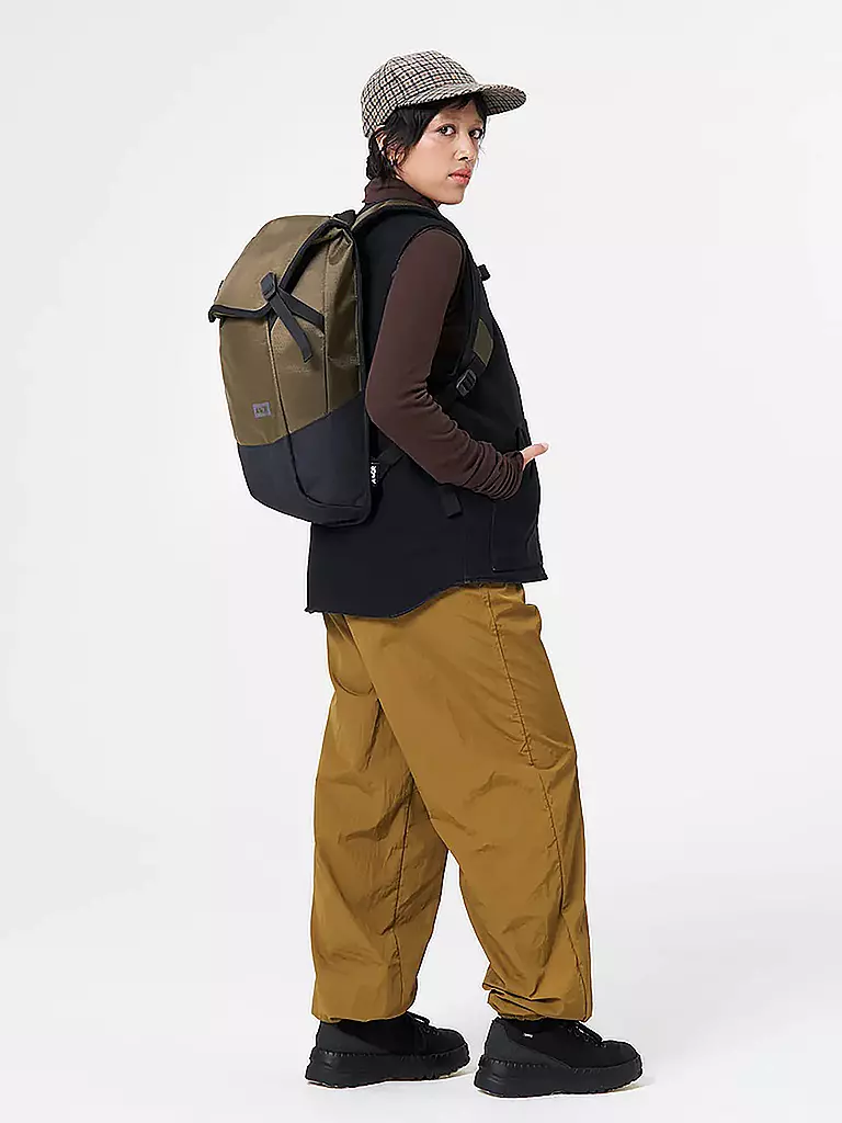 AEVOR | Rucksacke Daypack 18-27L | olive