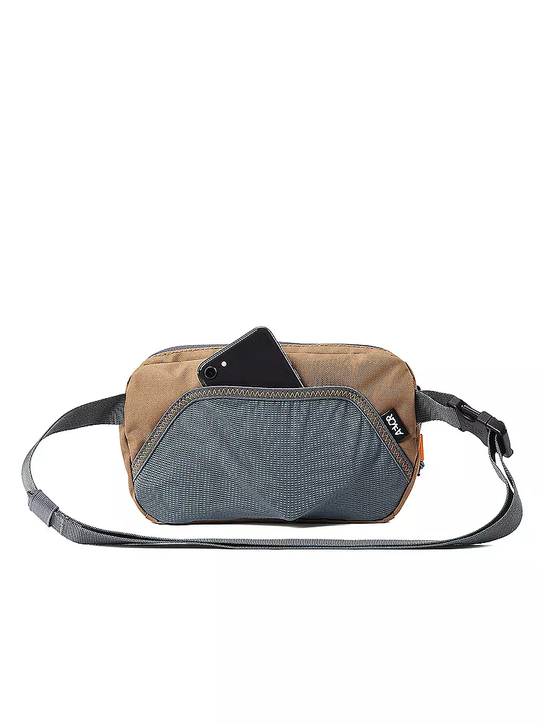 AEVOR | Umhängetasche Hipbag Ease 2L | braun