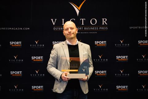 VICTOR2023_Victor-Award-1_hw23_1120x750