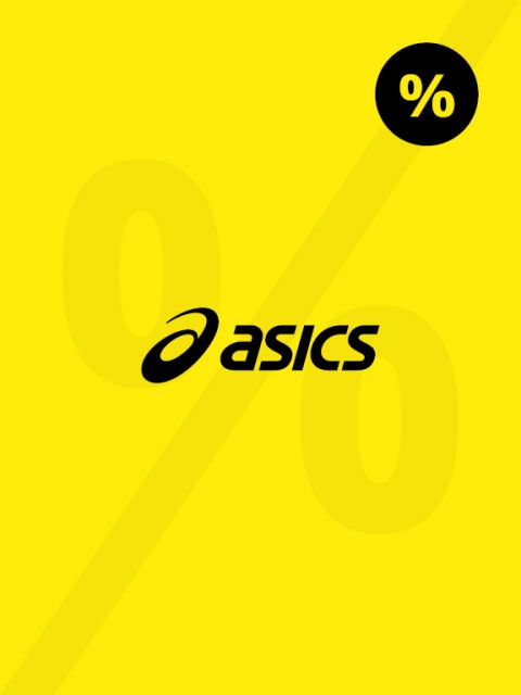 Gelber Hintergrund mit einem großen, verblassten Prozentzeichen. In der Mitte steht in fetten schwarzen Buchstaben das Wort „asics“. In der oberen rechten Ecke befindet sich ein kleiner schwarzer Kreis mit einem weißen Prozentzeichen.