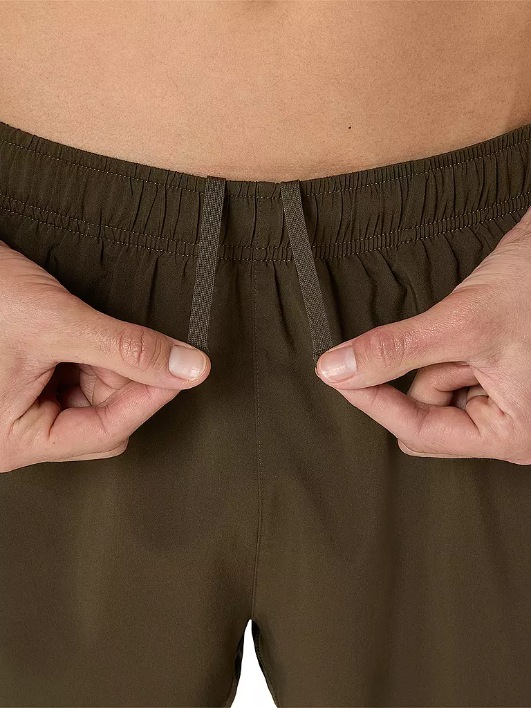 ASICS | Herren Laufshort Core 7IN | braun
