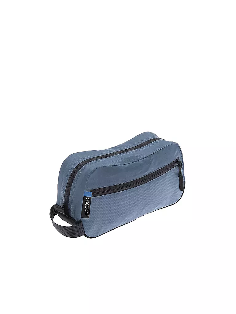 COCOON | On-The-Go Toiletry Kit Light M | blau