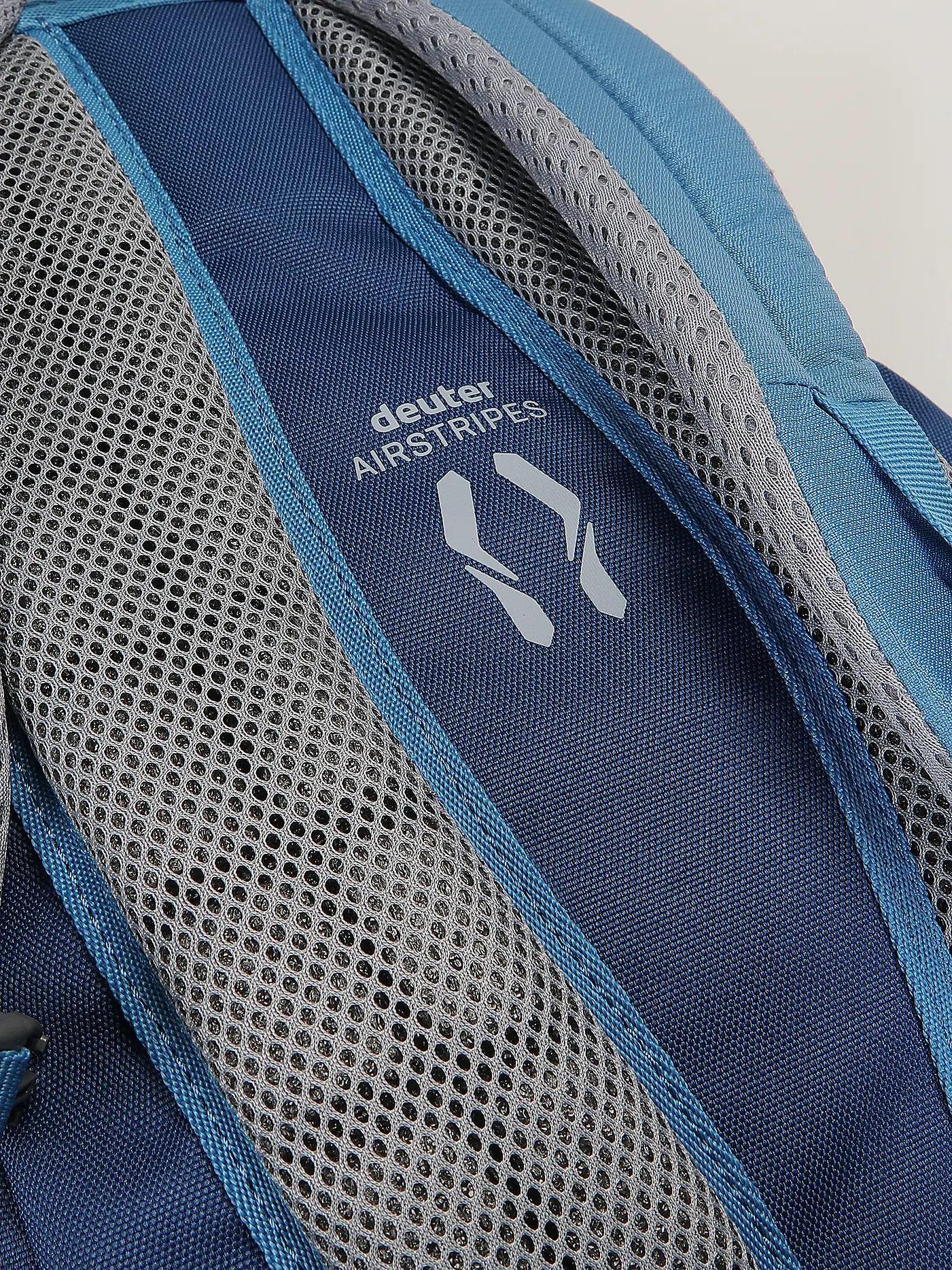 DEUTER | Kinder Wanderrucksack Junior 18L | blau