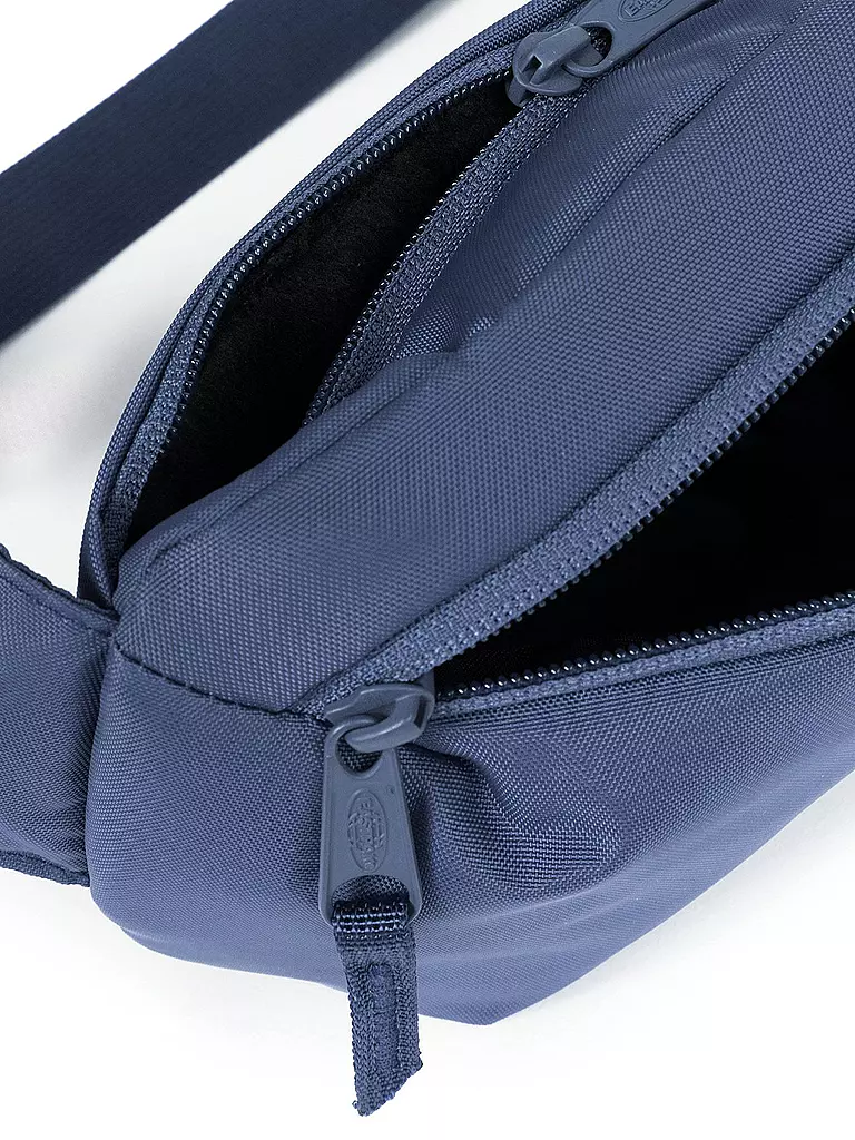 EASTPAK | Bauchtasche CNNCT F Waist 2L | blau