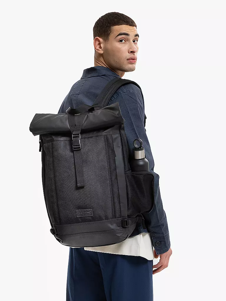 EASTPAK | Rucksack Tecum Roll Cnnct  20L | schwarz