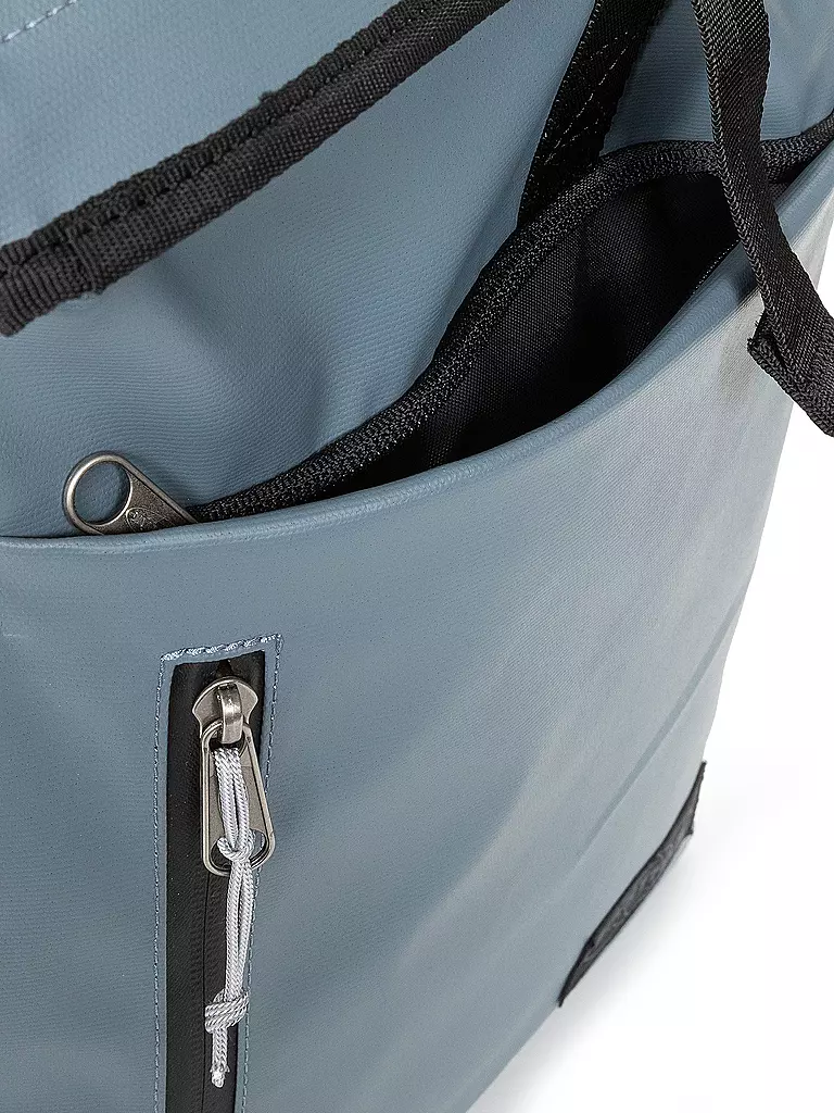 EASTPAK | Rucksack Up Roll 23L | hellblau