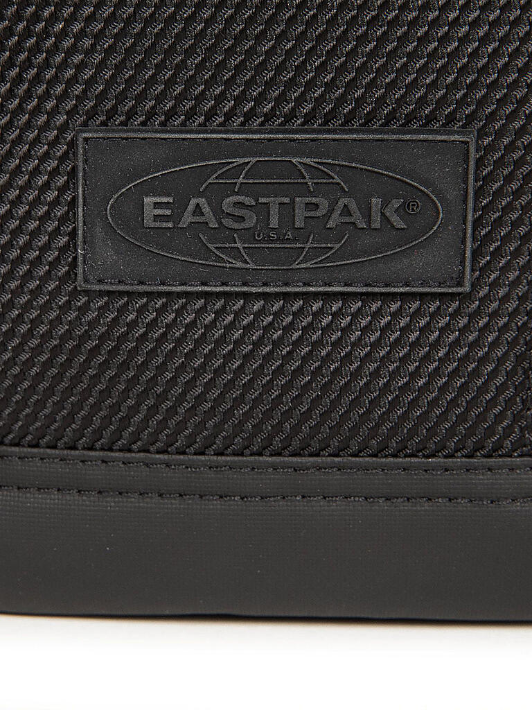 EASTPAK | Umhängetasche The One Cnnct Coat | schwarz