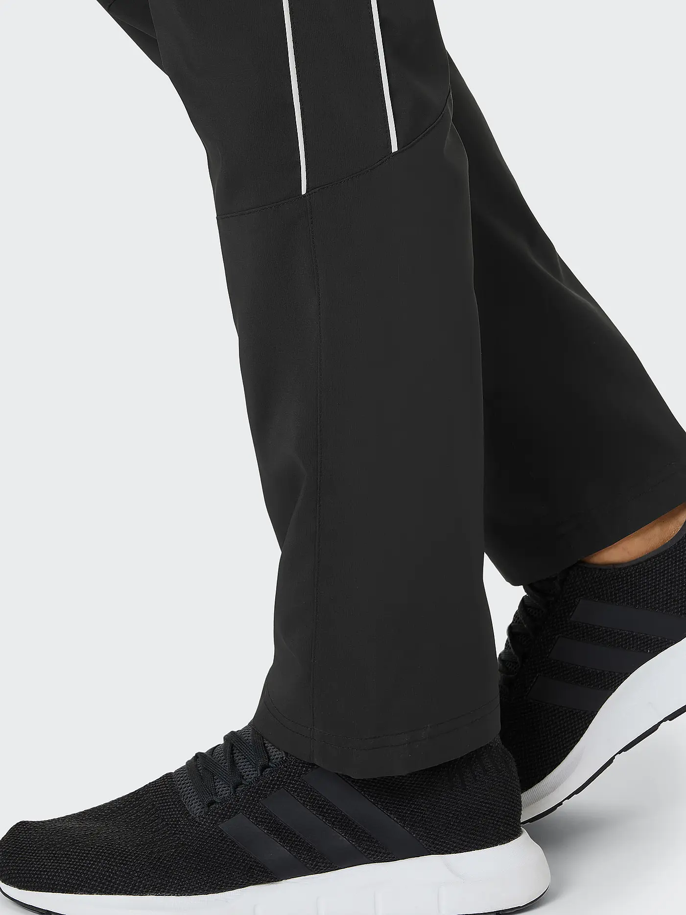 JOY SPORTSWEAR | Herren Jogginghose Linus | schwarz