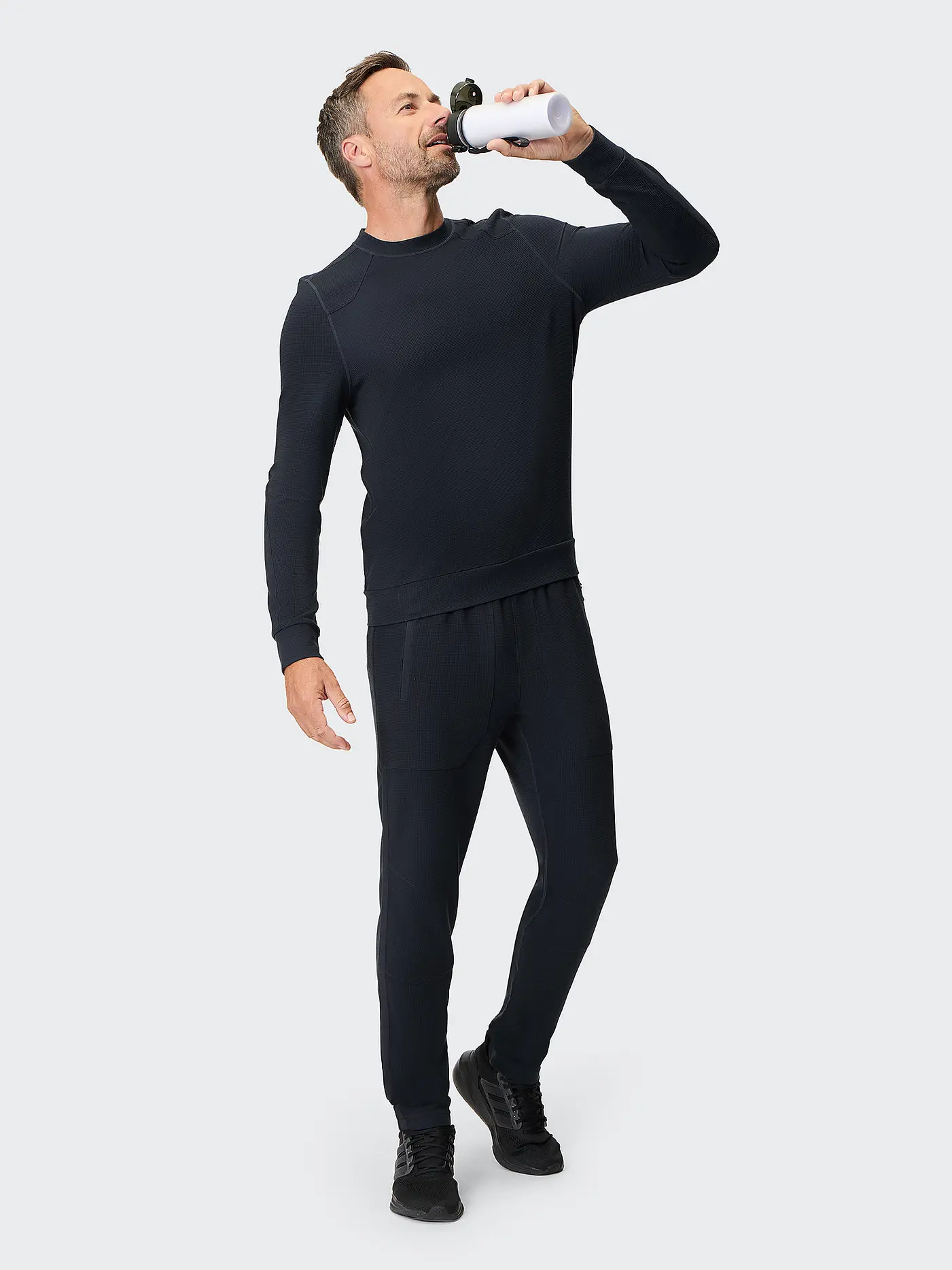 JOY SPORTSWEAR | Herren Jogginghose Severin | dunkelblau