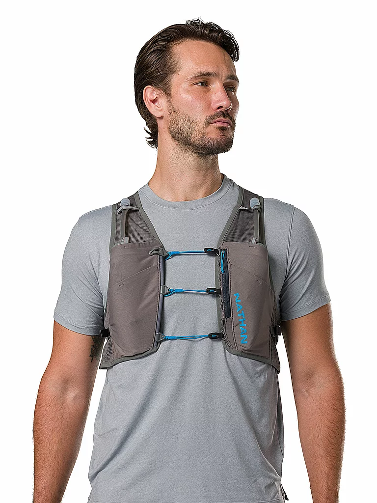 NATHAN Trinkrucksack Pinnacle Breeze 4L grau | L/XL