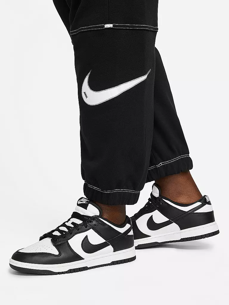 NIKE | Damen Jogginghose Sportswear Swoosh | schwarz