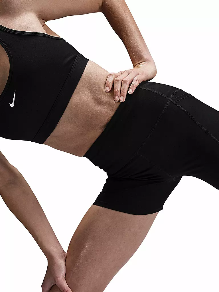 NIKE | Damen Laufshort Swift | schwarz