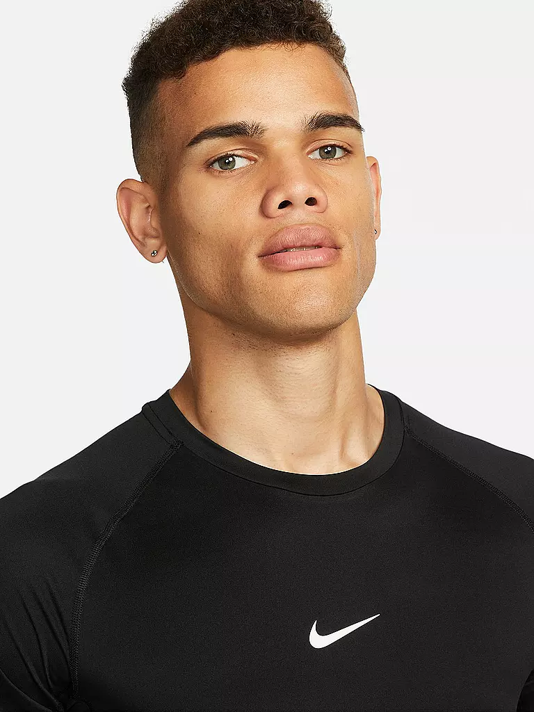NIKE | Herren Fitnessshirt Pro | schwarz