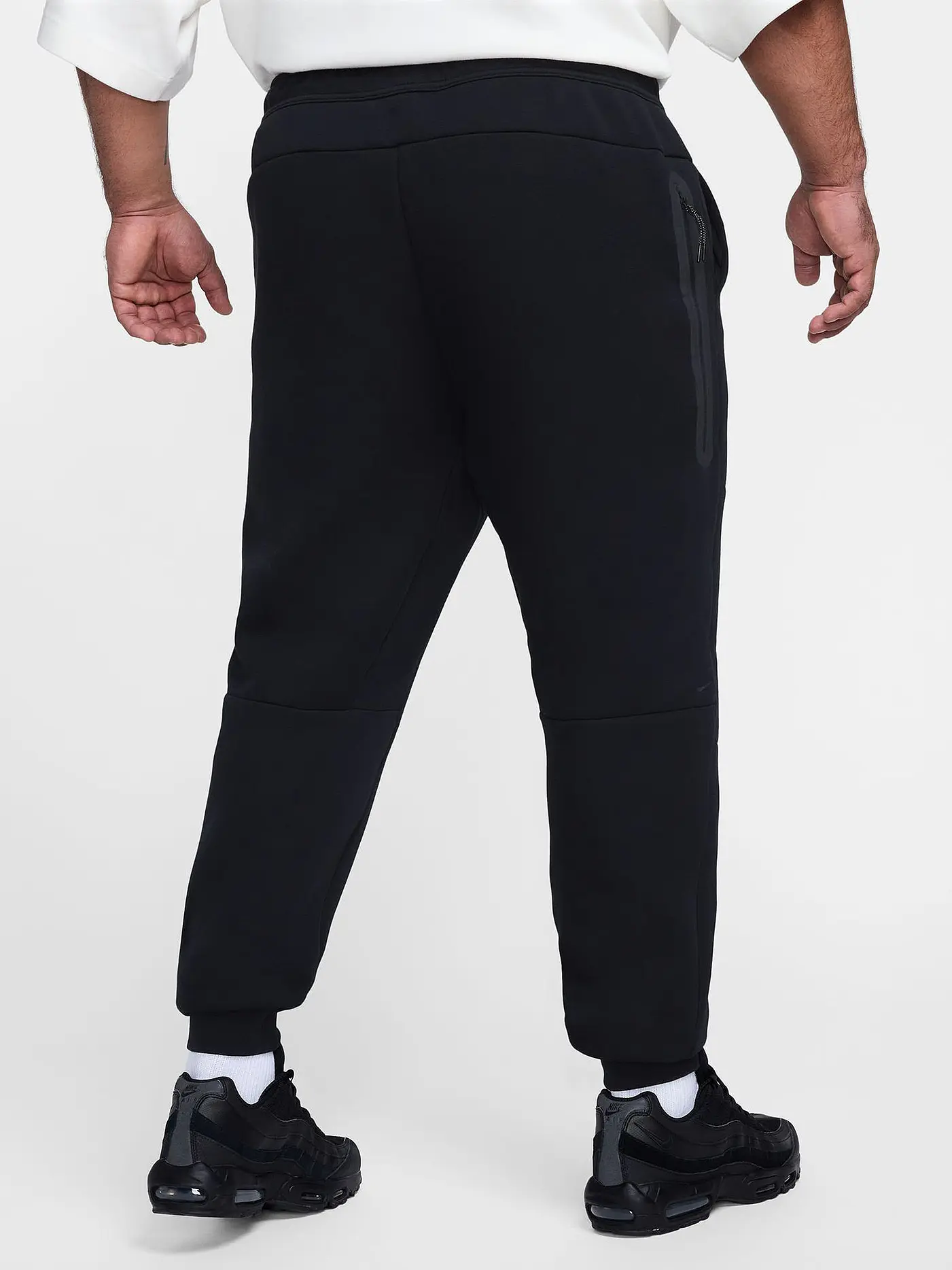 NIKE | Herren Jogginghose Tech Fleece | schwarz