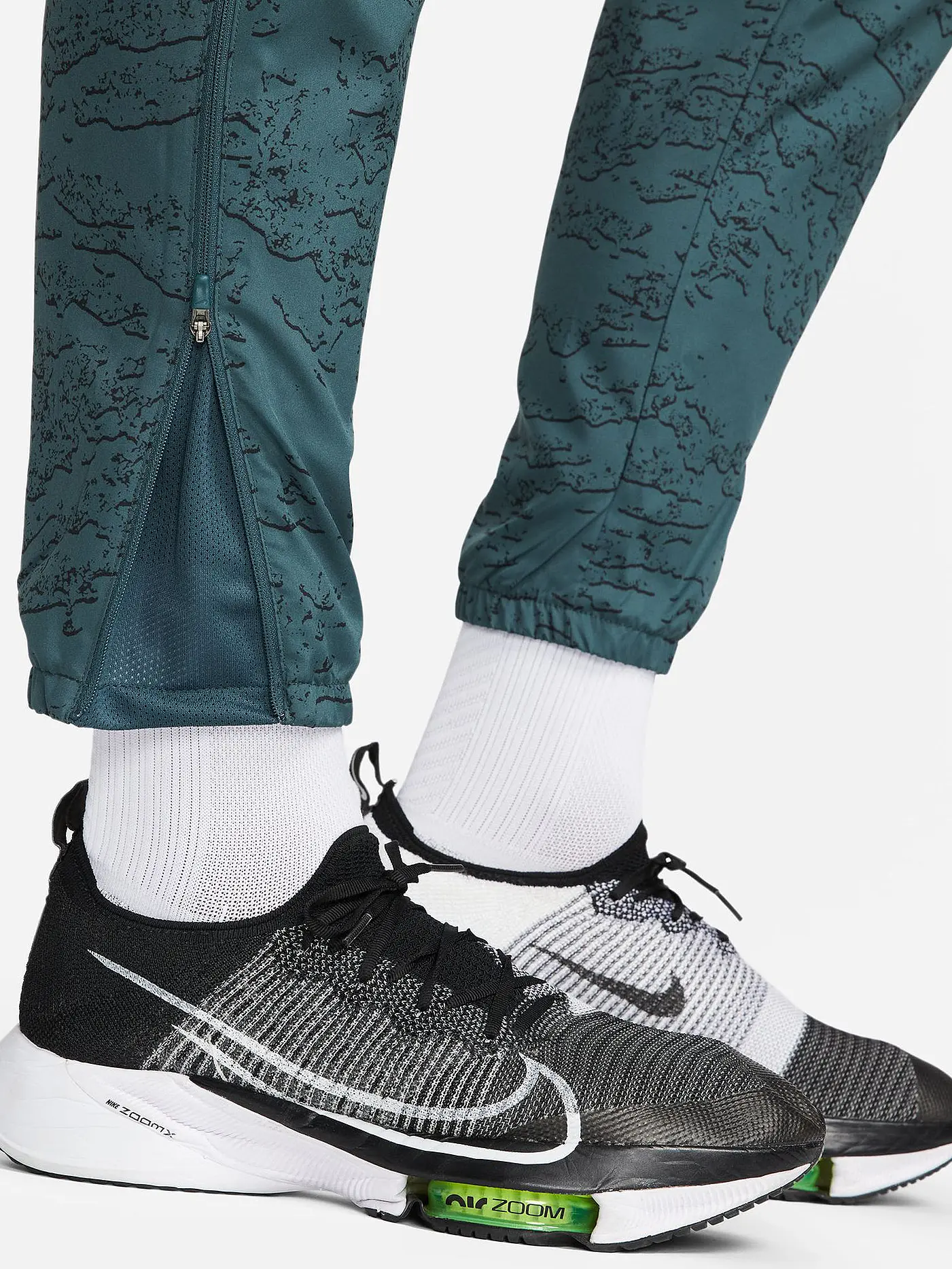 NIKE | Herren Laufhose Dri-FIT Run Division Challenger | petrol
