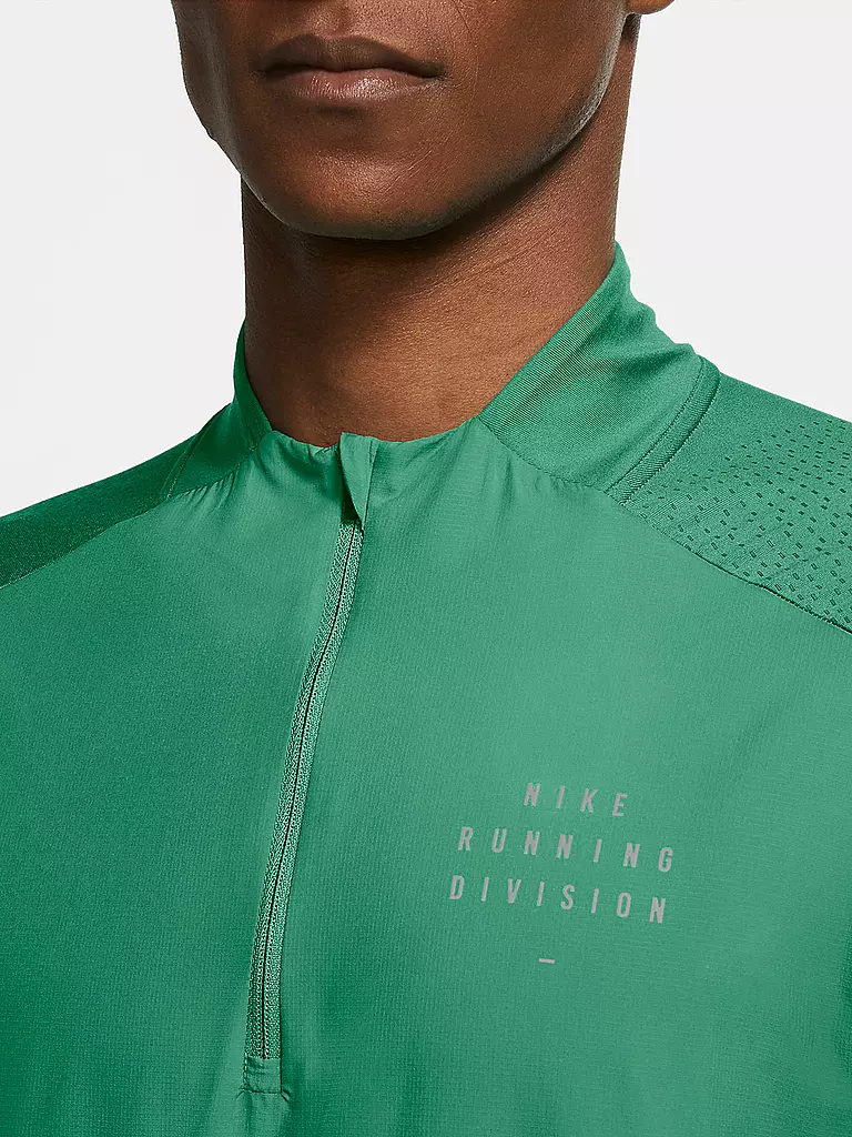 NIKE | Herren Laufshirt Dri-FIT Run Division Flash Element | grün