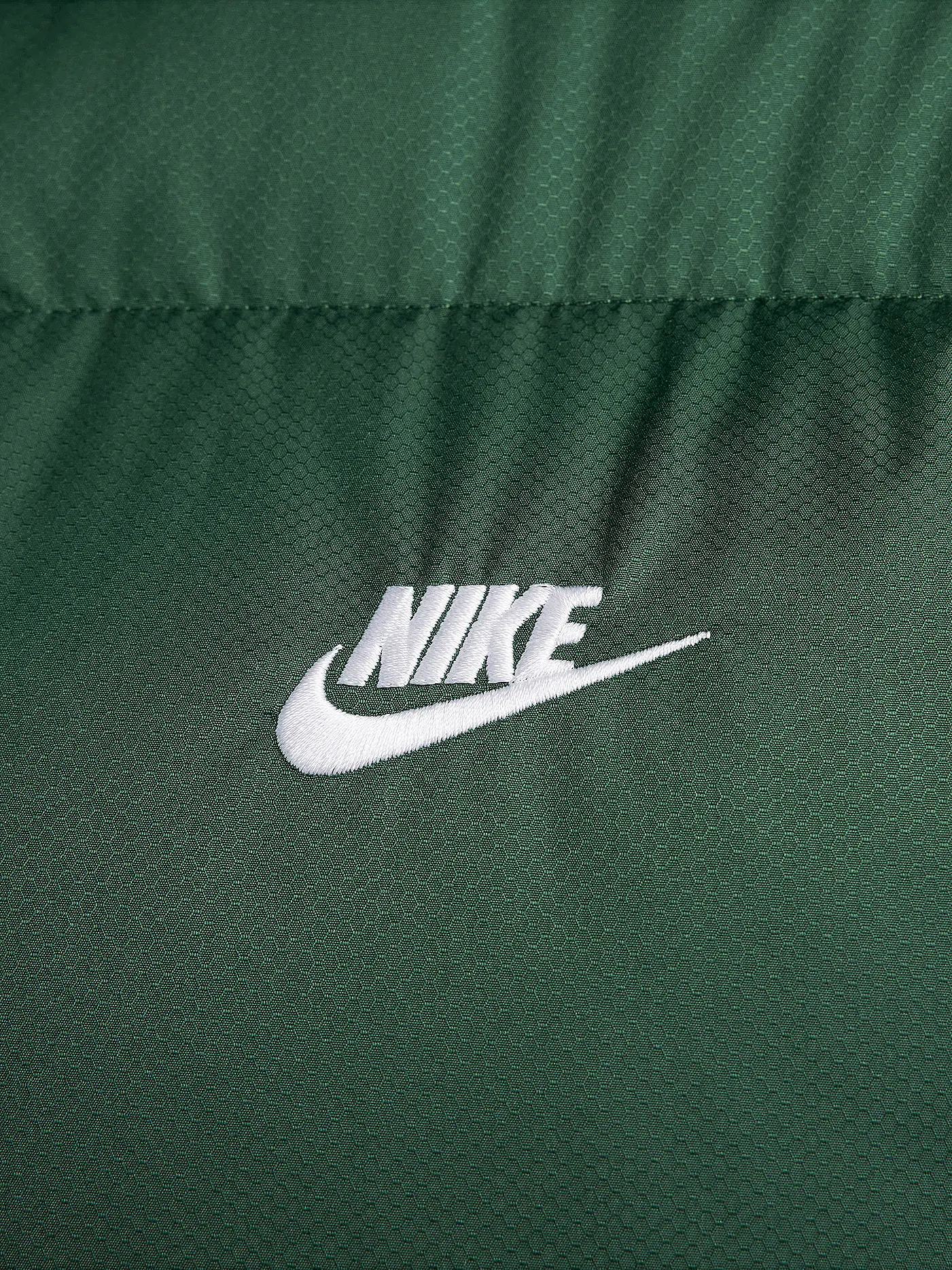 NIKE | Herren Weste Sportswear Club PrimaLoft® | dunkelgrün