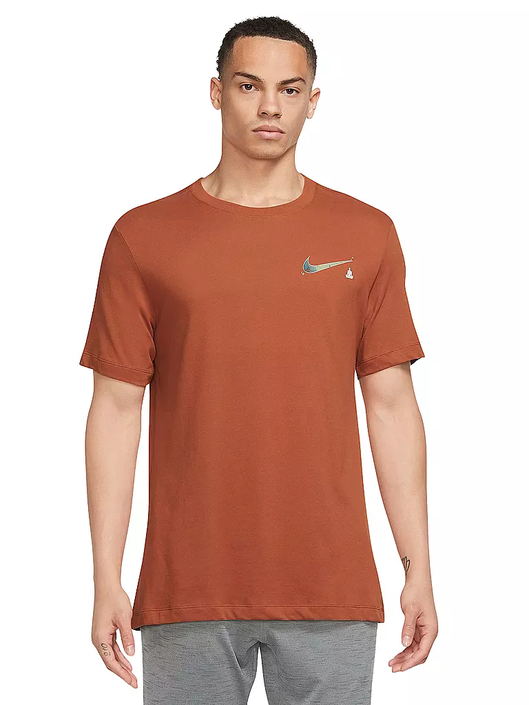 NIKE | Herren Yogashirt Dri-FIT | dunkelrot