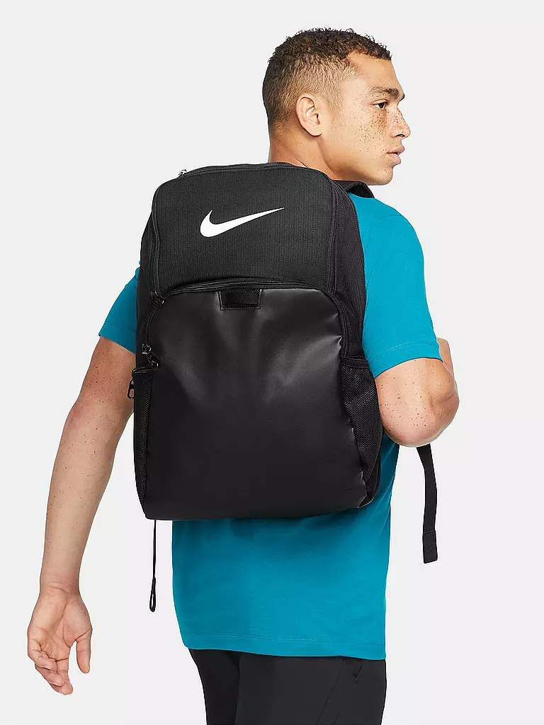 NIKE | Rucksack Brasilia 9.5 30L | schwarz