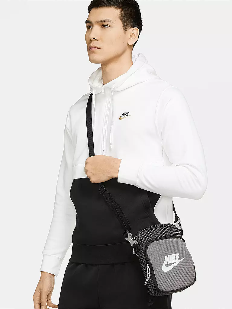 NIKE | Umhängetasche Heritage 2.0 Small | schwarz