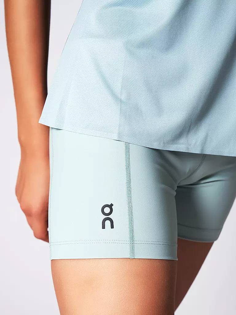 ON | Damen Laufshort Sprinter | hellblau