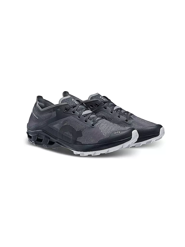 ON | Damen Traillaufschuhe Cloudventure Peak 3 | schwarz