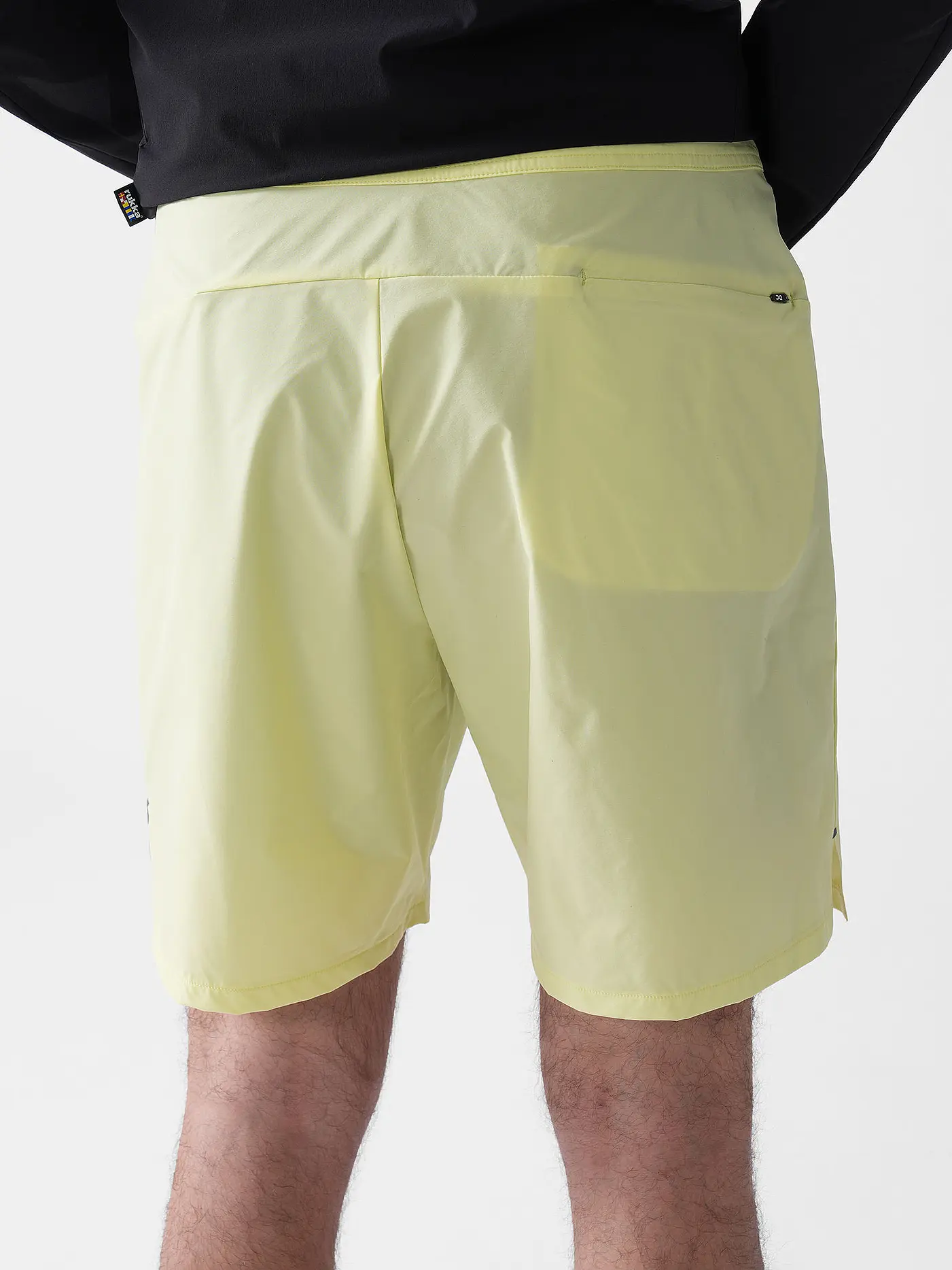 ON | Herren 2in1 Laufshort Performance Hybrid | gelb