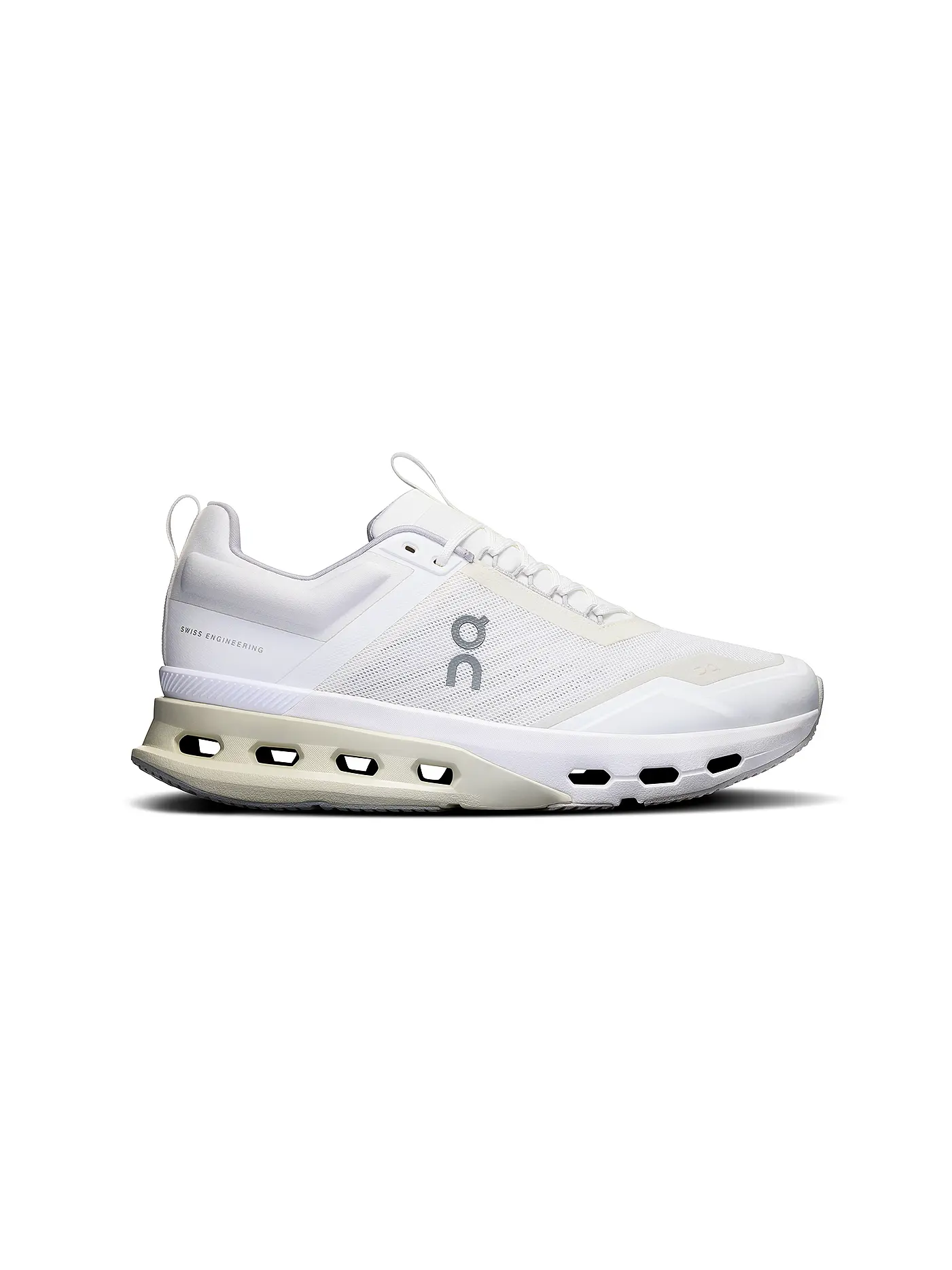 ON | Herren Traillaufschuhe Cloudnova X | weiss