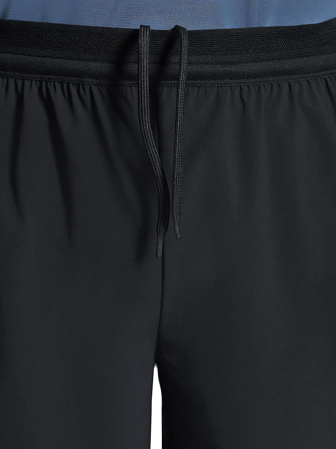 ON | Herren Laufshort 7" Performance | schwarz