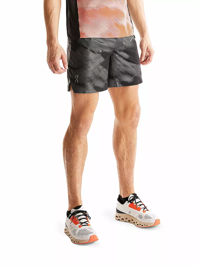 ON | Herren Laufshort Lightweight Lumos | schwarz