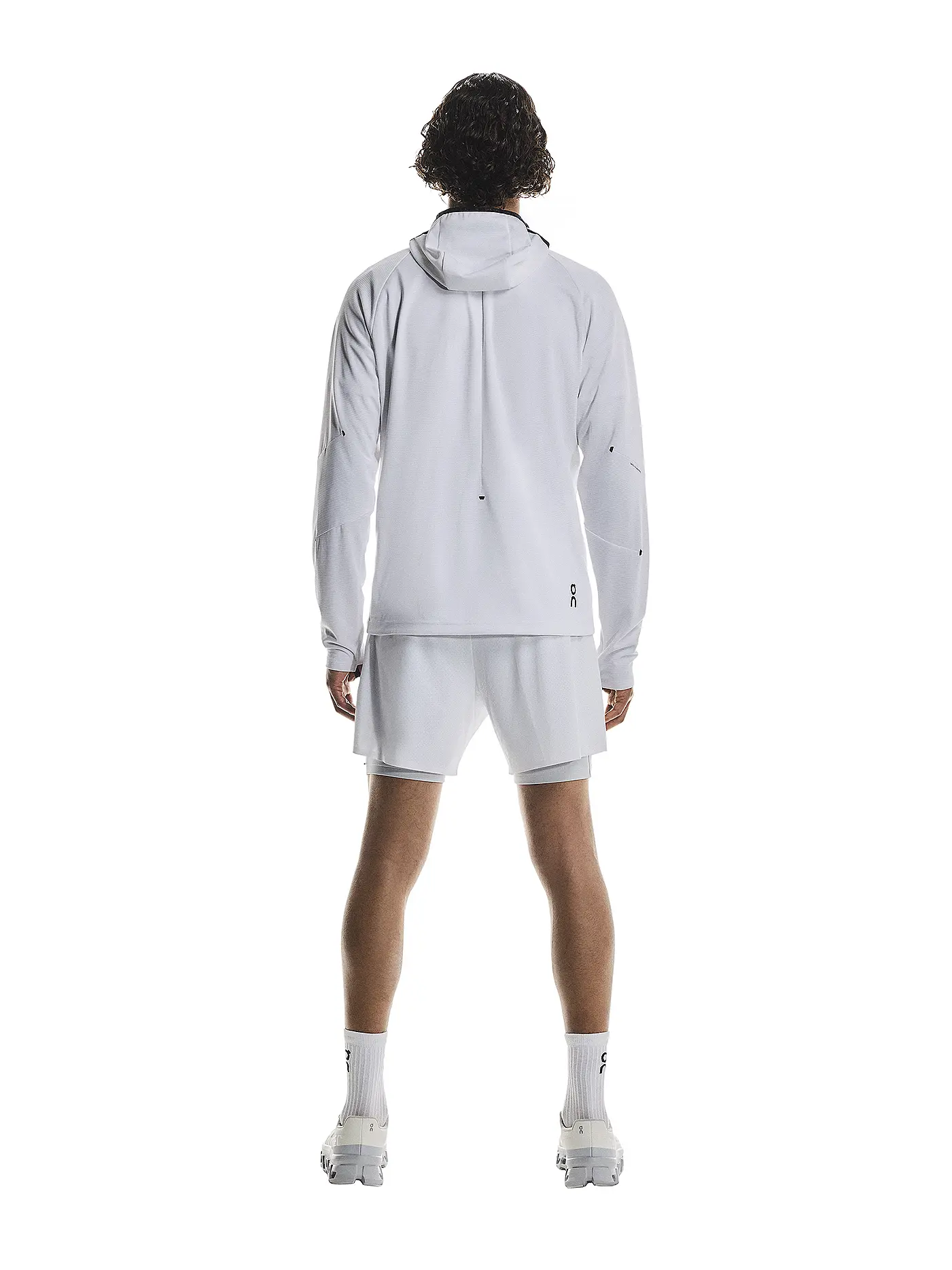 ON | Herren Laufshort Performance 2/1 | weiss