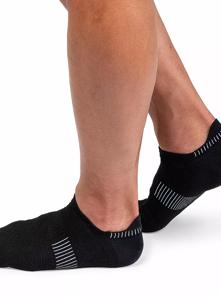 ON | Herren Laufsocken Ultralight Low | schwarz