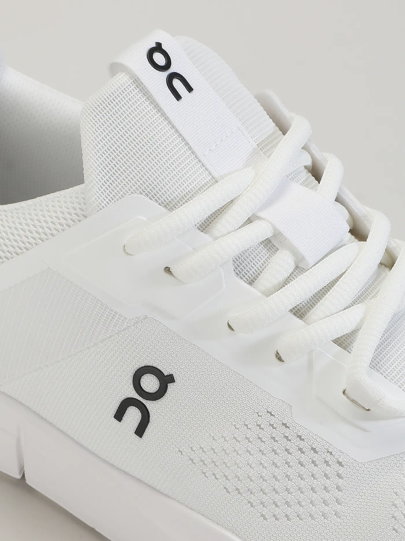 ON | Herren Sneaker THE ROGER SPIN | weiss