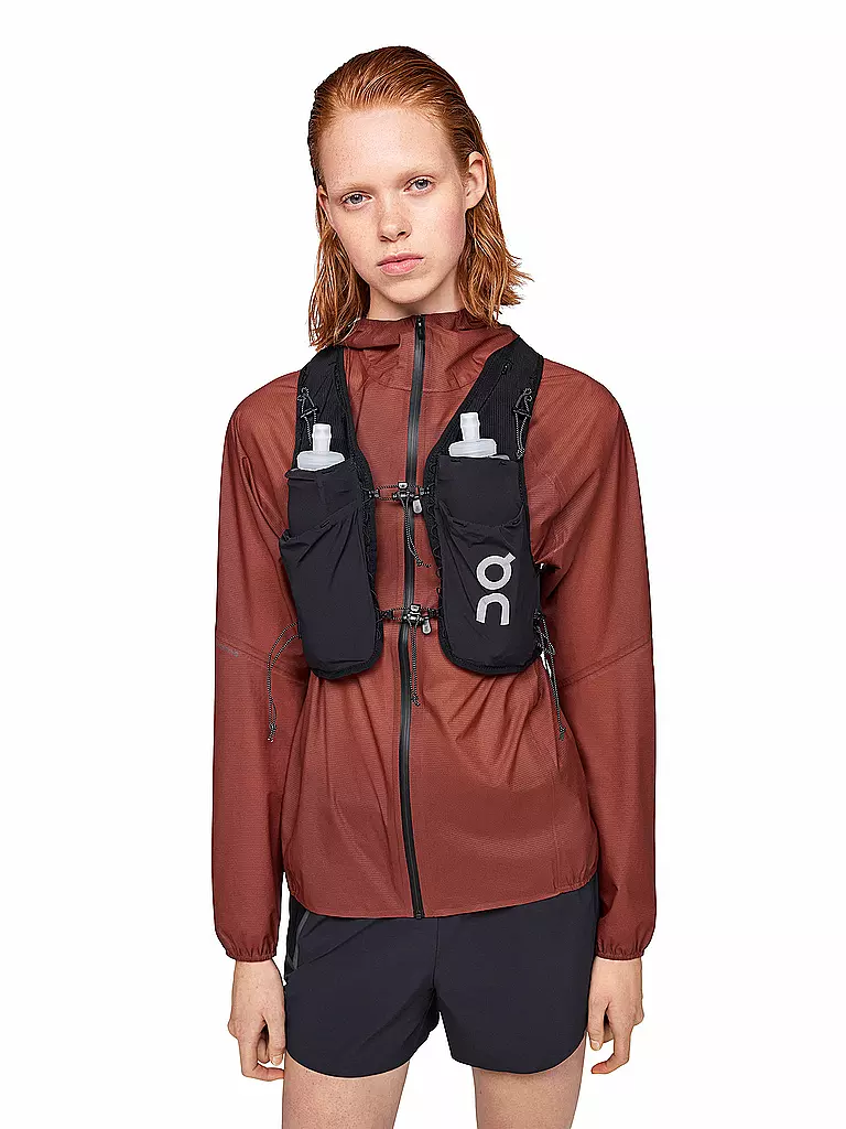 ON | Trinkweste Ultra Vest 10L | schwarz