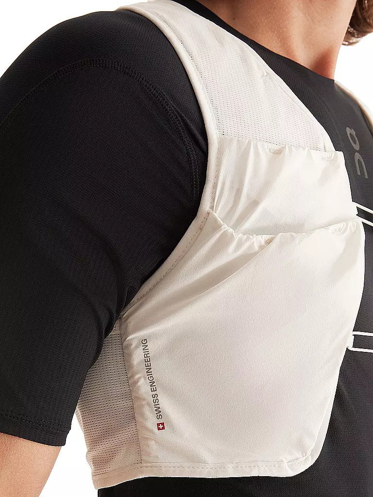 ON | Trinkweste Ultra Vest 10L | weiss
