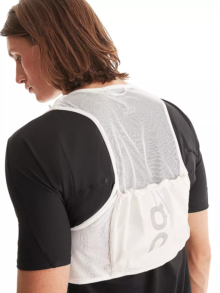 ON | Trinkweste Ultra Vest 10L | weiss