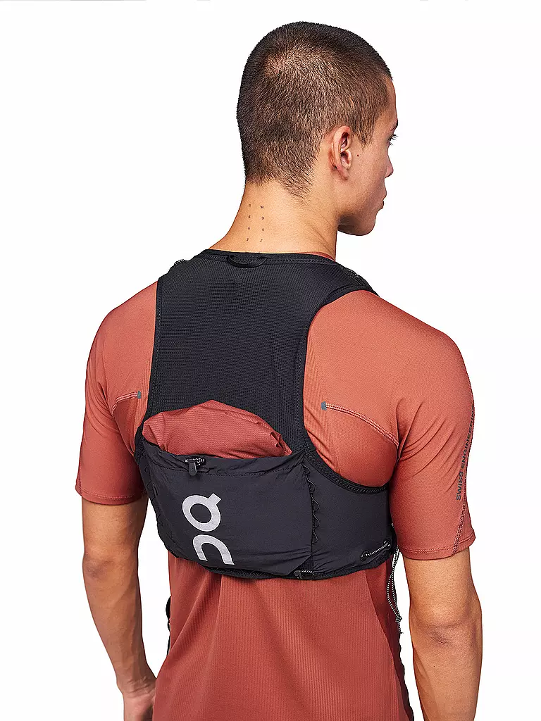 ON | Trinkweste Ultra Vest 10L | schwarz