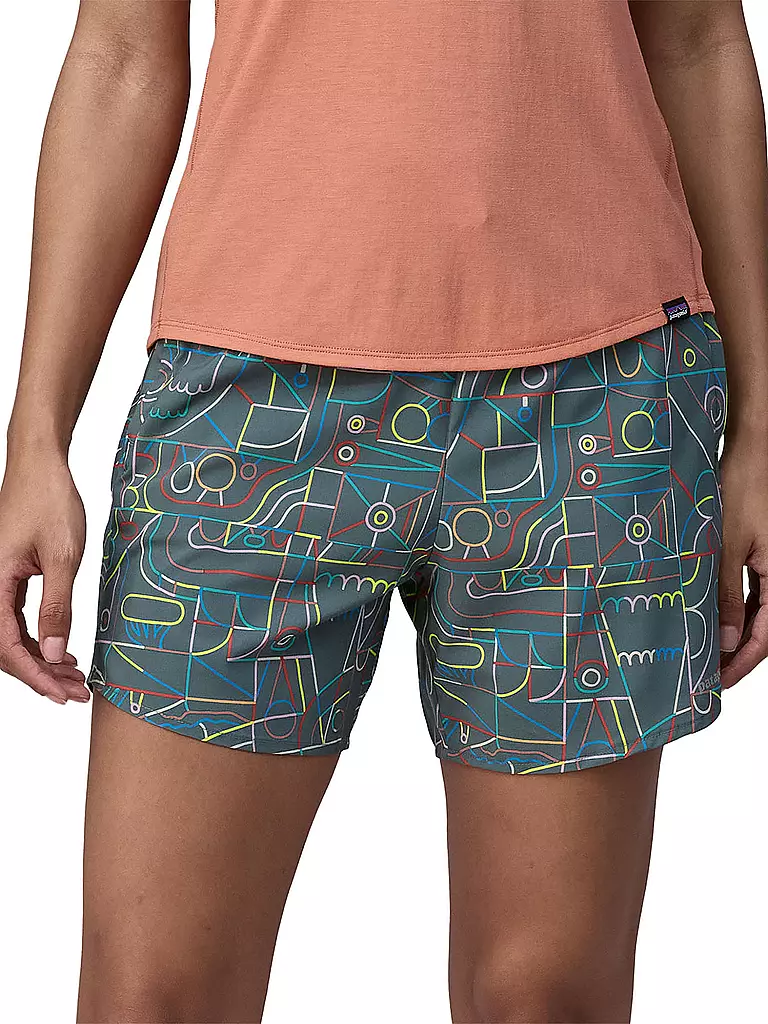 PATAGONIA | Damen Short Multi Trails 5½" | dunkelgrün