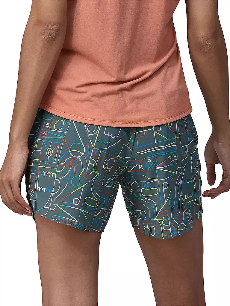 PATAGONIA | Damen Short Multi Trails 5½" | dunkelgrün