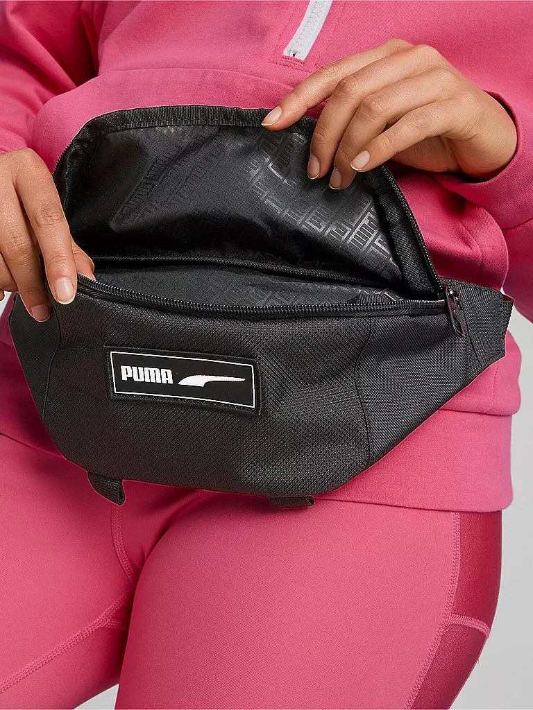 PUMA | Bauchtasche Deck | schwarz