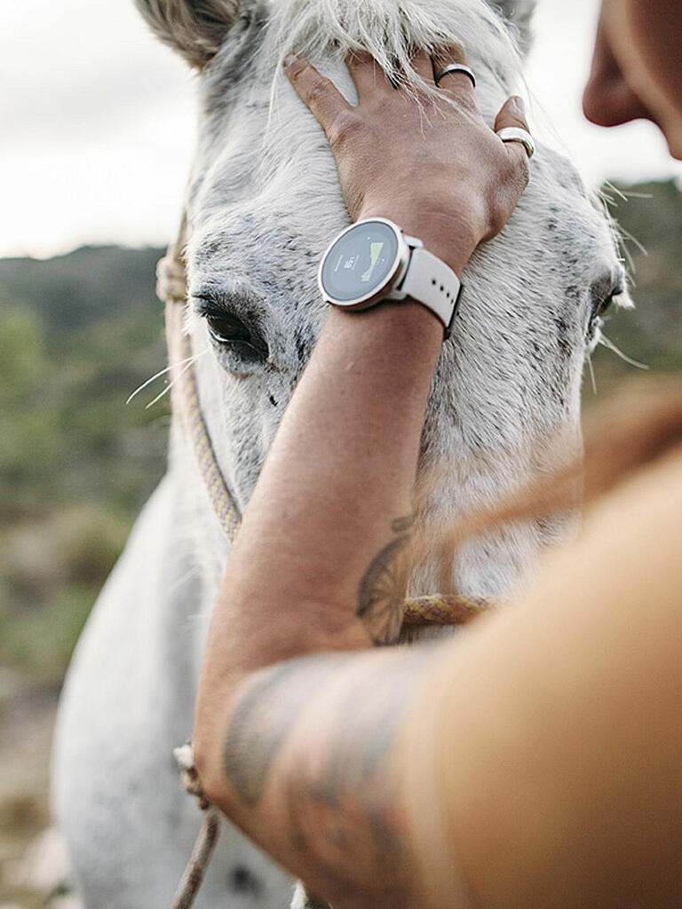 SUUNTO GPS-Multisportuhr Suunto 9 Peak Birch White Titanium weiss