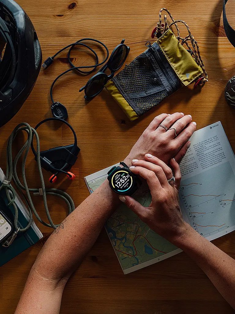 SUUNTO | GPS-Multisportuhr Vertical 2 arctic gray | Grau