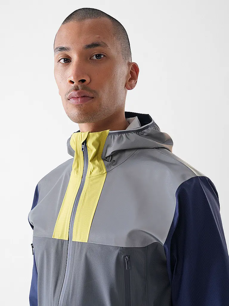 UNDER ARMOUR | Herren Fitnessjacke UA Halo Run | 