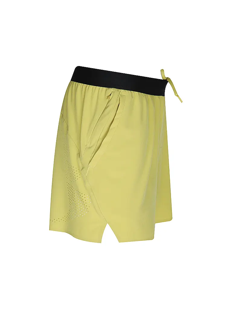 UNDER ARMOUR | Herren Fitnessshort UA Halo Train | 