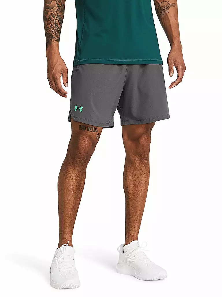 UNDER ARMOUR | Herren Fitnessshort UA Vanish 15cm | schwarz