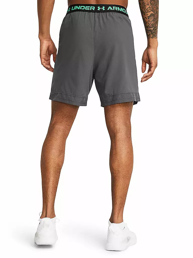 UNDER ARMOUR | Herren Fitnessshort UA Vanish 15cm | schwarz